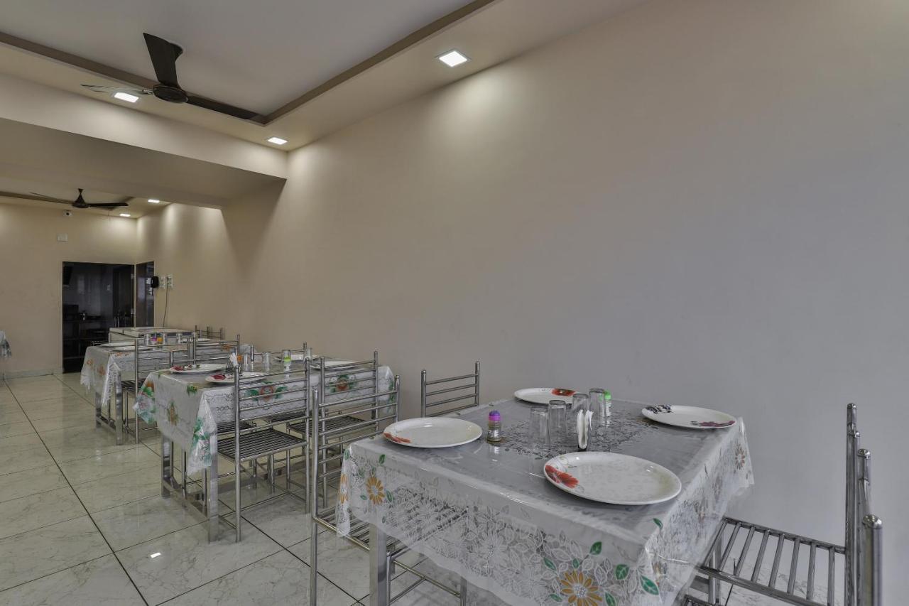 Oyo 26621 Hotel Tulsi Residency Джамнагар Екстер'єр фото